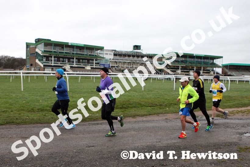 Newcastle Racecourse Half/Marathon and 50k, Newcastle Racecourse, Gosforth, Newcastle. Photo: David T. Hewitson/Sports for All Pics